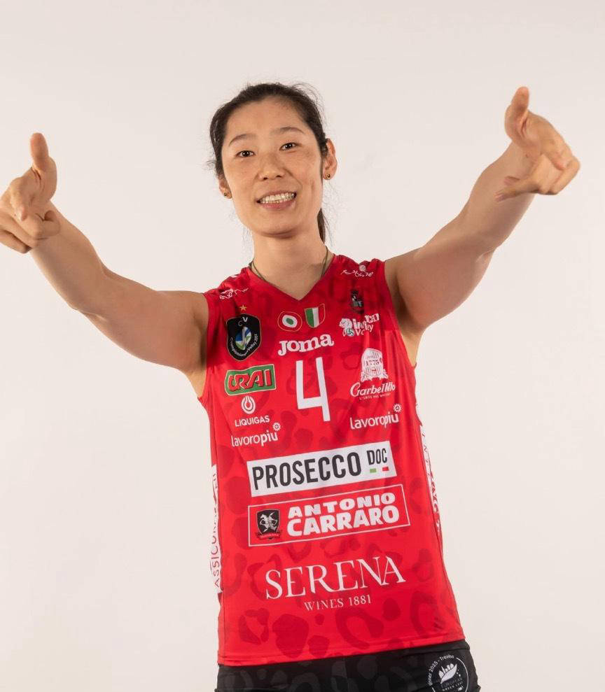 德罗巴在掘金比赛中出色发挥,夺冠引发热议!-爱游戏官网 第2张 德罗巴在掘金比赛中出色发挥,夺冠引发热议!-爱游戏官网 第2张